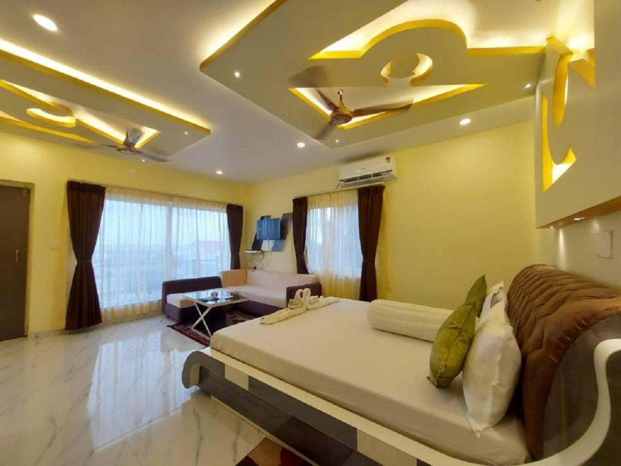 Hotel Hindusthan Inn มันดราโมนี ภายนอก รูปภาพ
