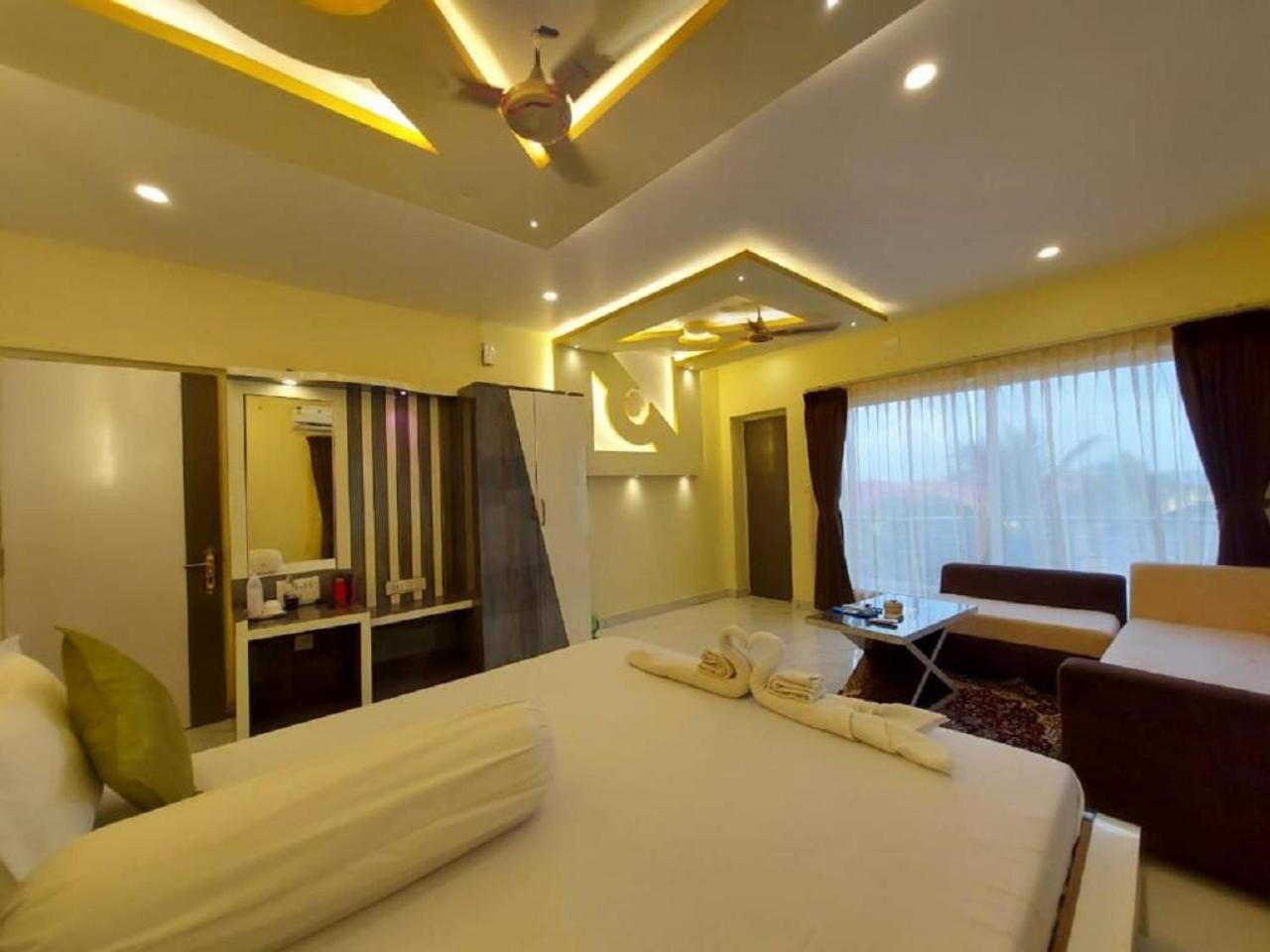 Hotel Hindusthan Inn มันดราโมนี ภายนอก รูปภาพ