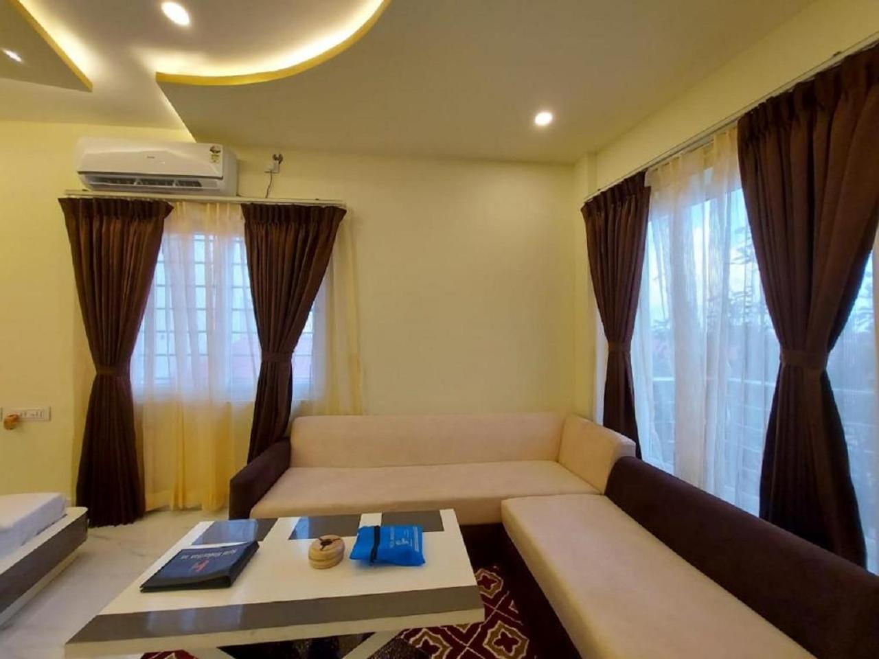 Hotel Hindusthan Inn มันดราโมนี ภายนอก รูปภาพ