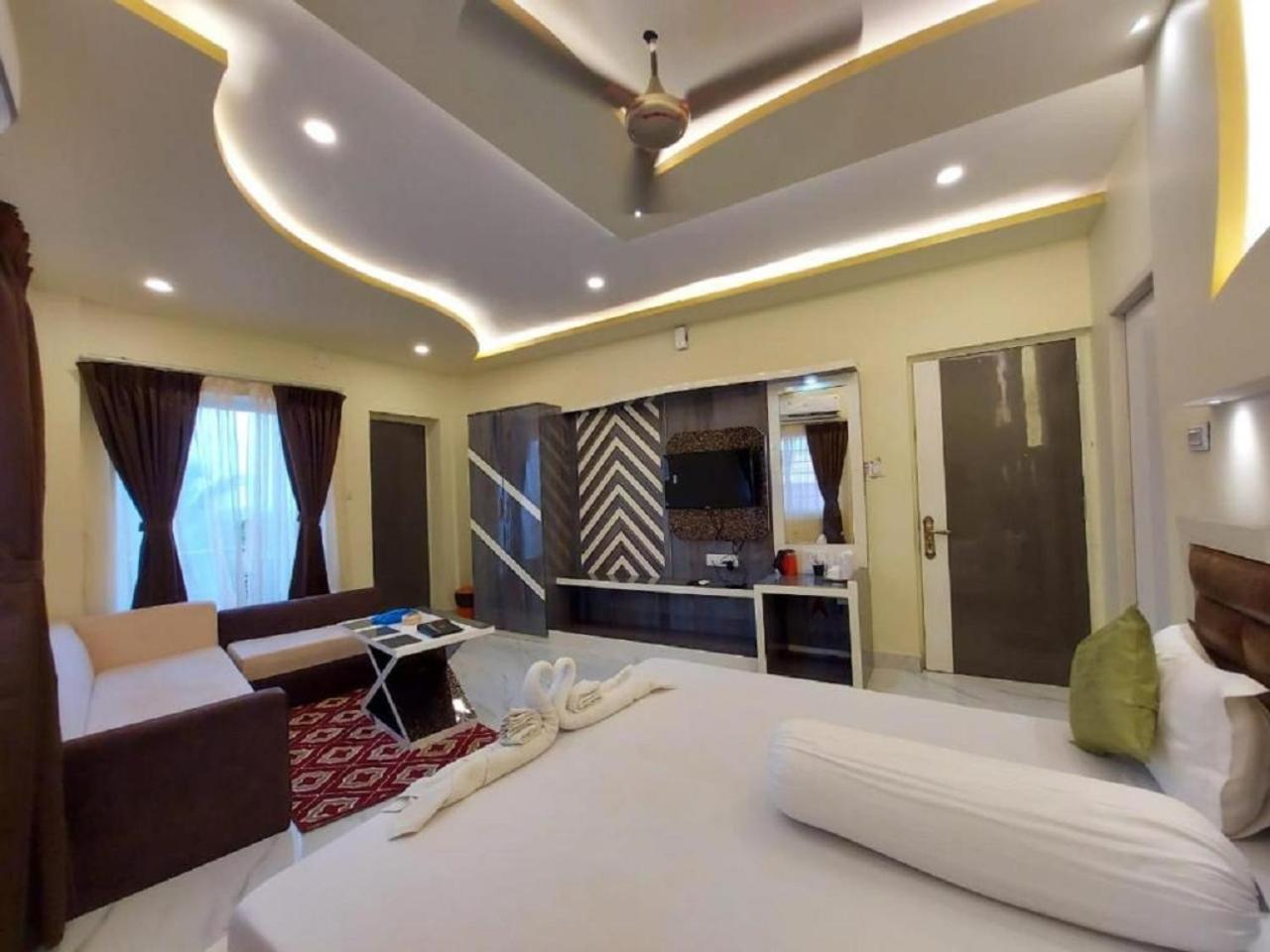 Hotel Hindusthan Inn มันดราโมนี ภายนอก รูปภาพ