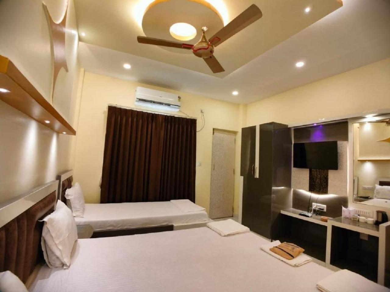 Hotel Hindusthan Inn มันดราโมนี ภายนอก รูปภาพ