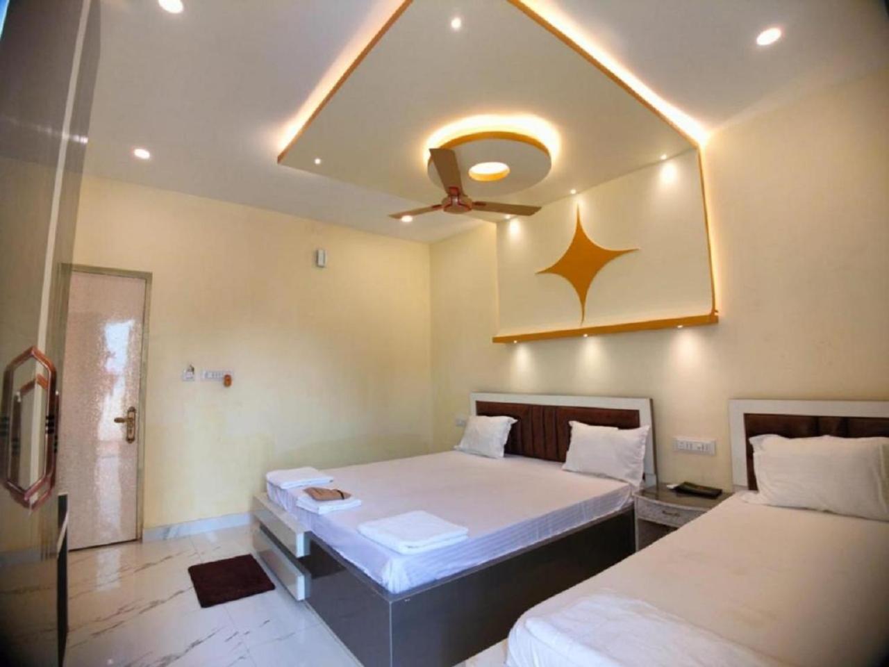 Hotel Hindusthan Inn มันดราโมนี ภายนอก รูปภาพ